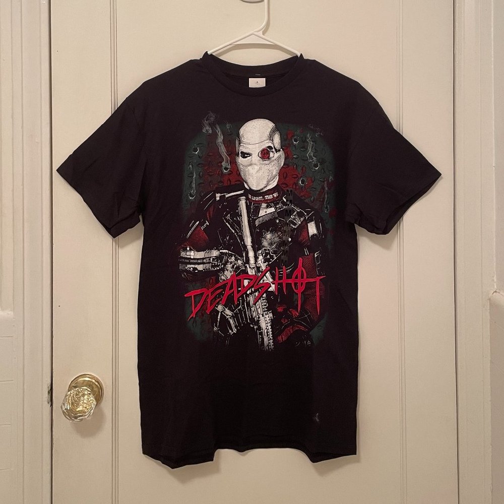 NWT - DC COMICS Suicide Squad Deadshot Bullet Holes - Black - Adult M